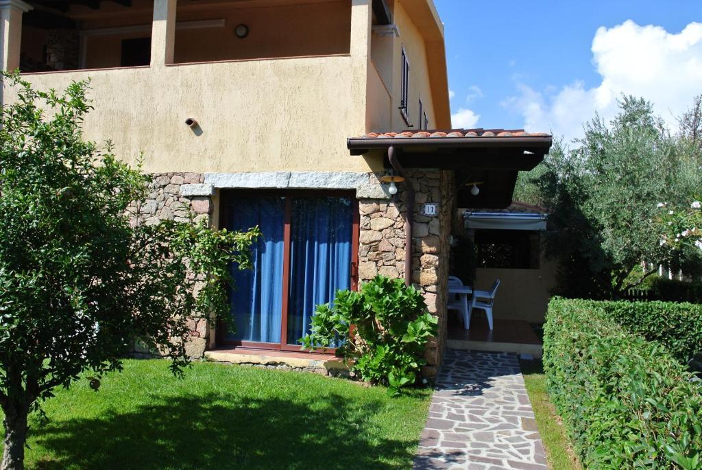 Case Vacanza Fenicotteri San Teodoro  Exterior photo